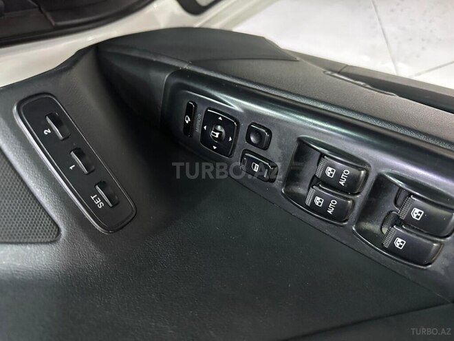 Hyundai Grandeur-12