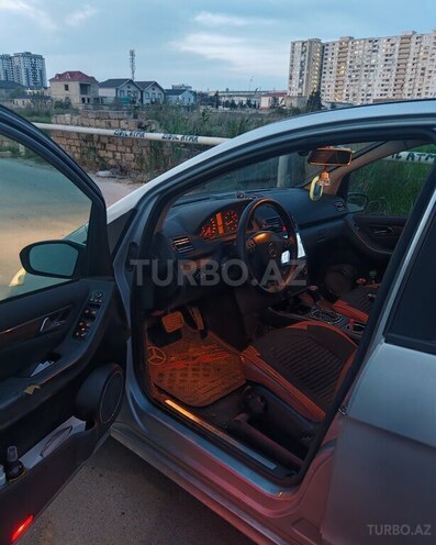 Mercedes A 200-7