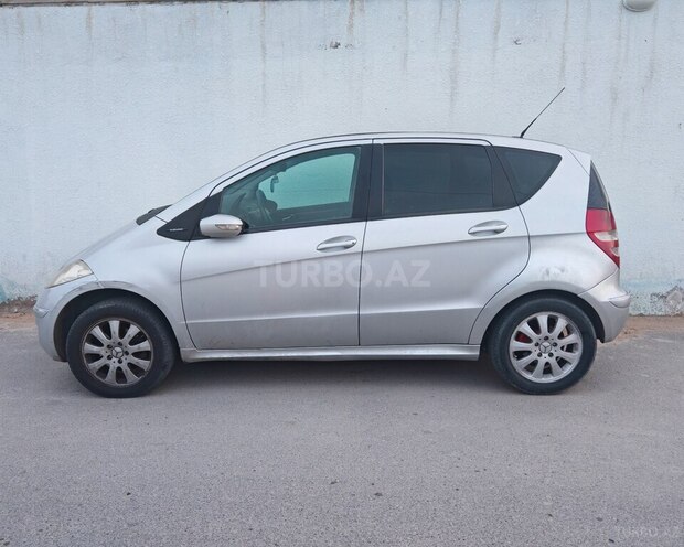 Mercedes A 200-10