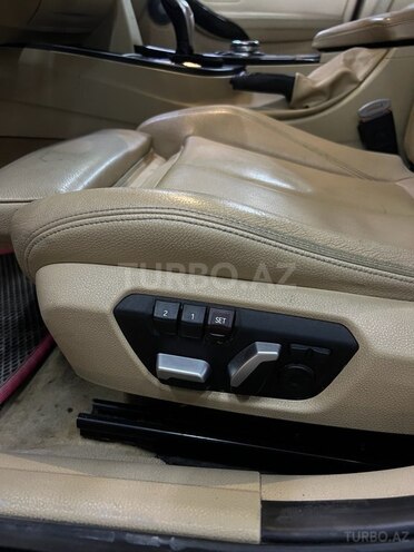 BMW 330-9