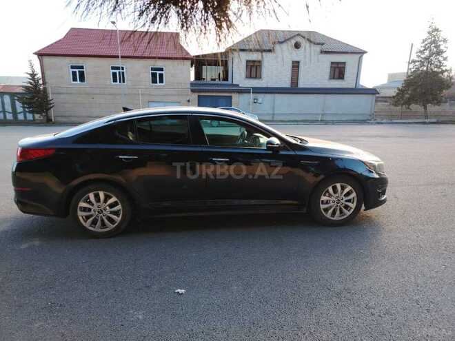 Kia Optima-4