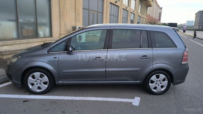 Opel Zafira-3