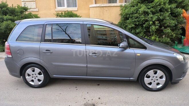 Opel Zafira-7