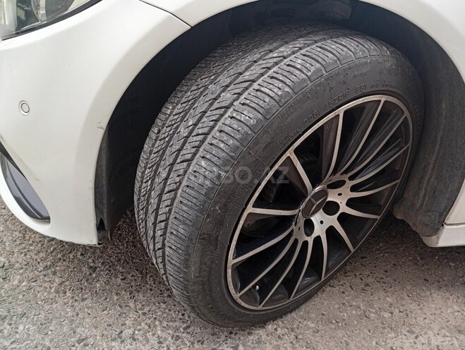 Mercedes C 220 d-5