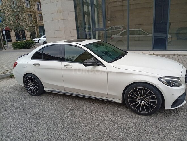 Mercedes C 220 d-7