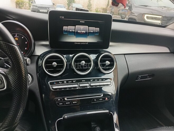 Mercedes C 220 d-14