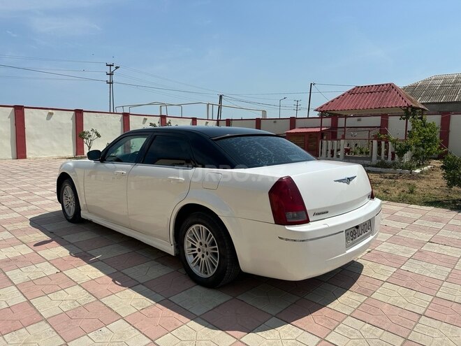 Chrysler 300C-6