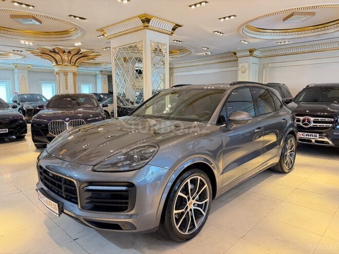 Porsche Cayenne-4