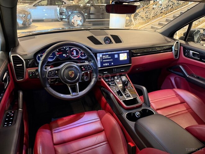 Porsche Cayenne-10