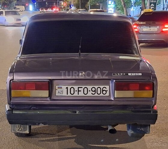 LADA (VAZ) 2107-5