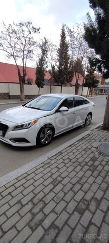 Hyundai Sonata-3