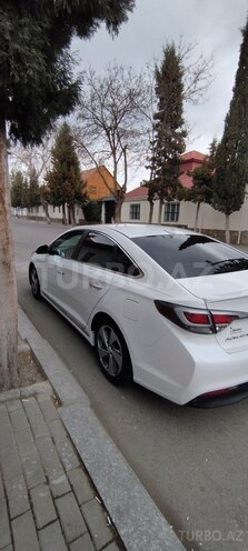 Hyundai Sonata-6