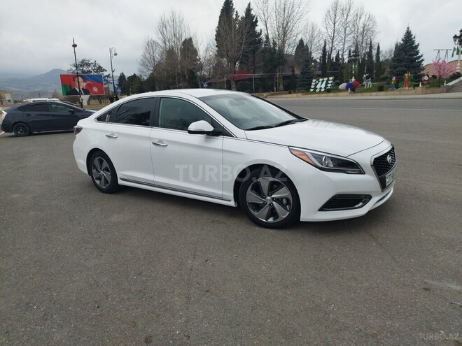 Hyundai Sonata-10