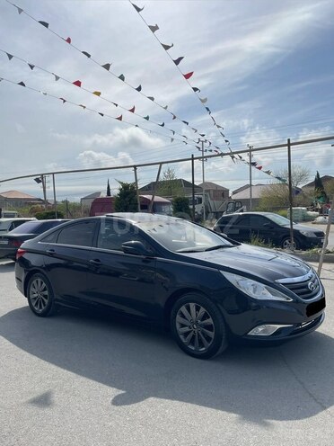 Hyundai Sonata-3