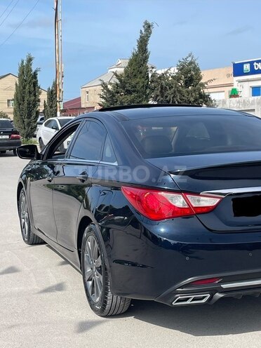 Hyundai Sonata-10
