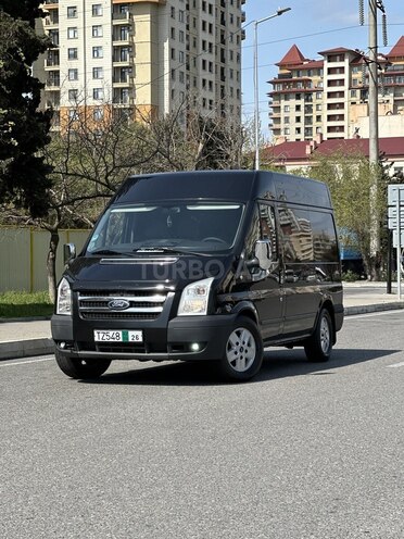 Ford Transit-3