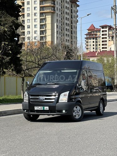 Ford Transit-1