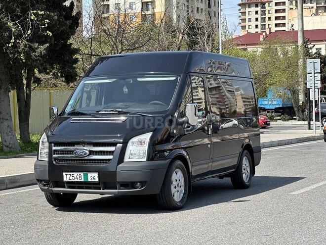 Ford Transit-5