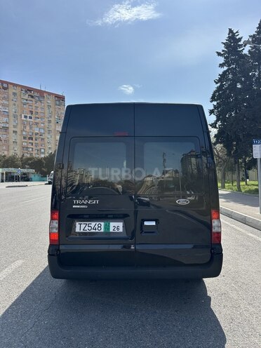 Ford Transit-6