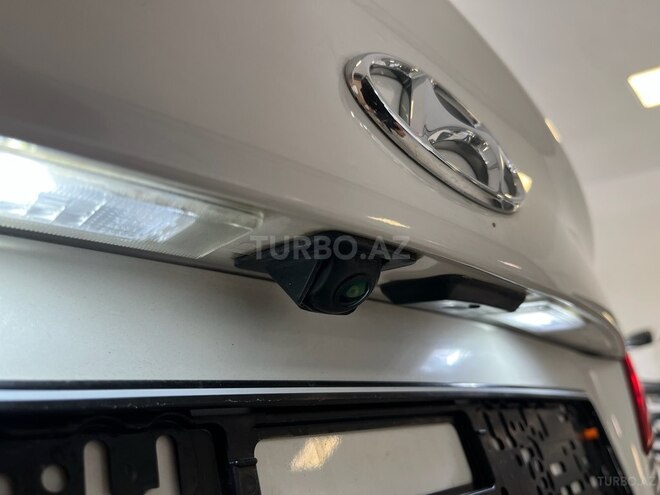Hyundai i40-21