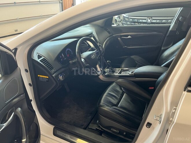 Hyundai i40-15