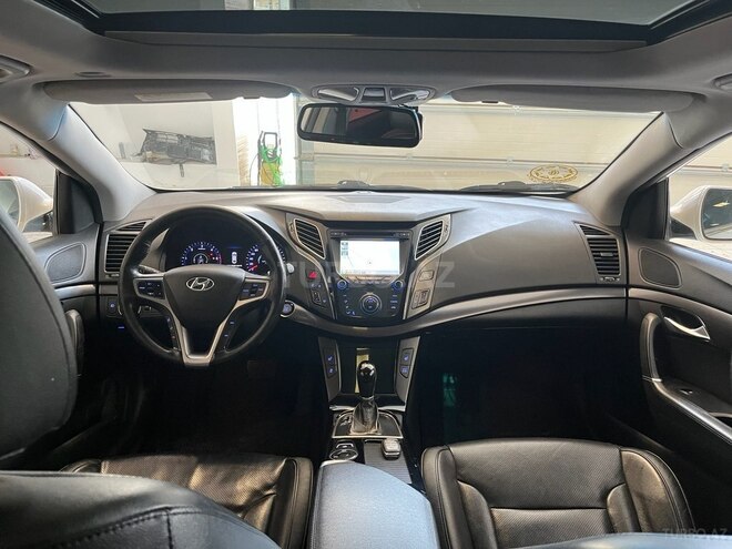 Hyundai i40-13