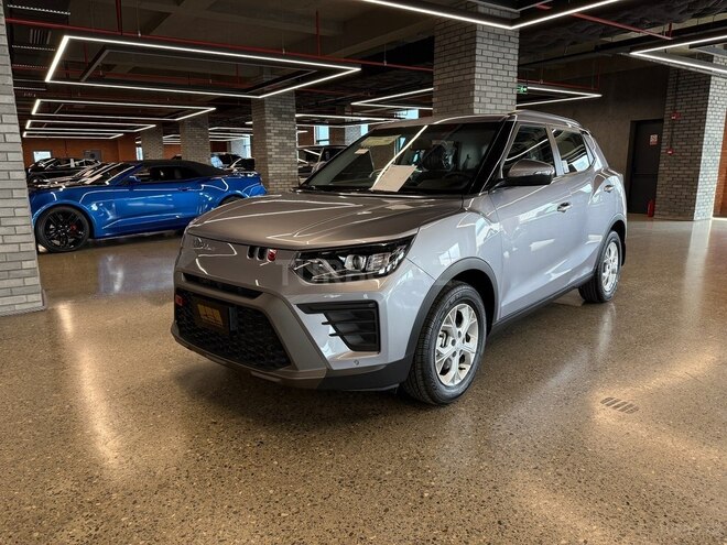 KG Mobility Tivoli-1