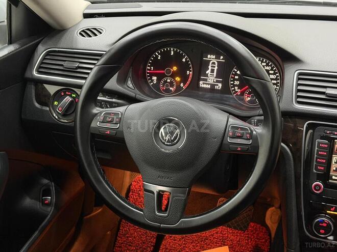 Volkswagen Passat-22