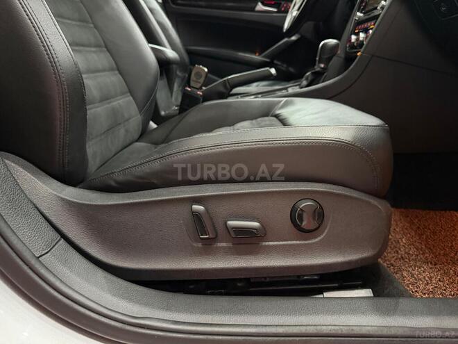 Volkswagen Passat-21