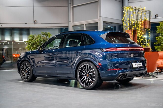 Porsche Cayenne-6