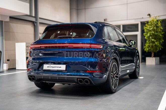 Porsche Cayenne-4