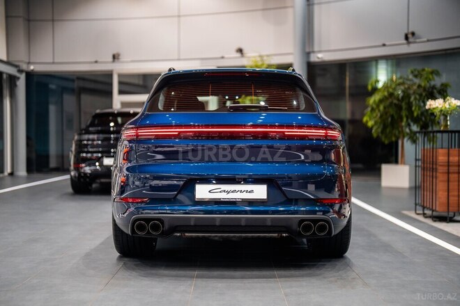 Porsche Cayenne-5