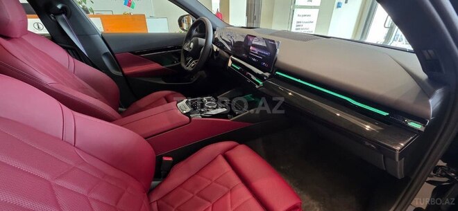 BMW 520-12