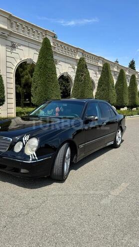 Mercedes E 240-3