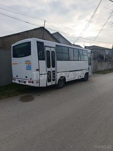 Isuzu Ecobus-5