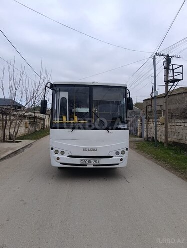 Isuzu Ecobus-1