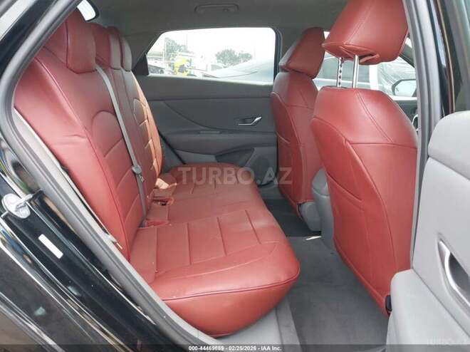 Hyundai Elantra-11