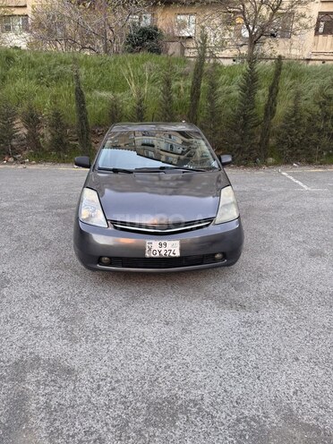 Toyota Prius-1