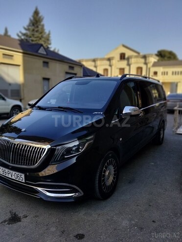 Mercedes V 250 2018, 290,000 km - 2.1 l - Bakı