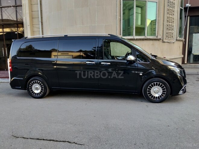 Mercedes V 250 2018, 290,000 km - 2.1 l - Bakı