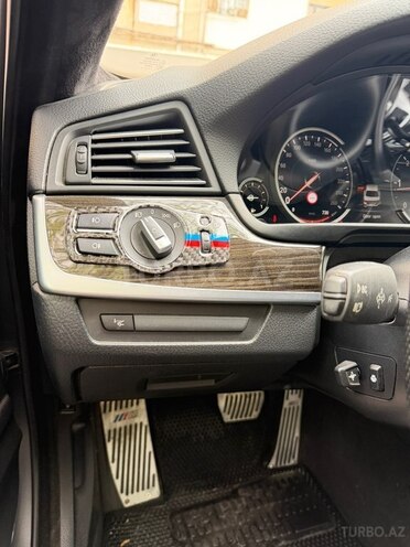 BMW 525-9