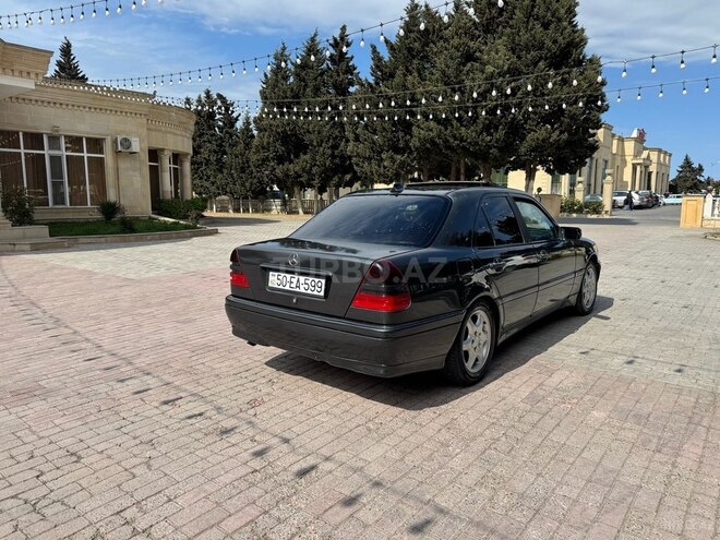 Mercedes C 180-3