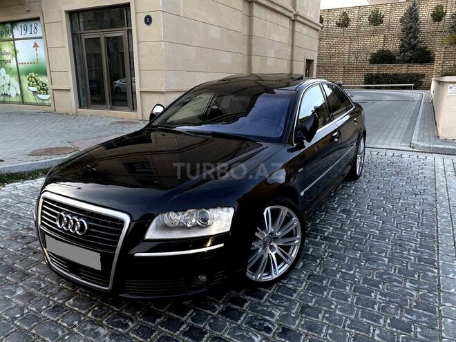 Audi A8-4