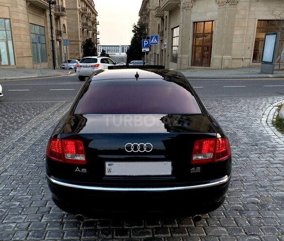 Audi A8-5