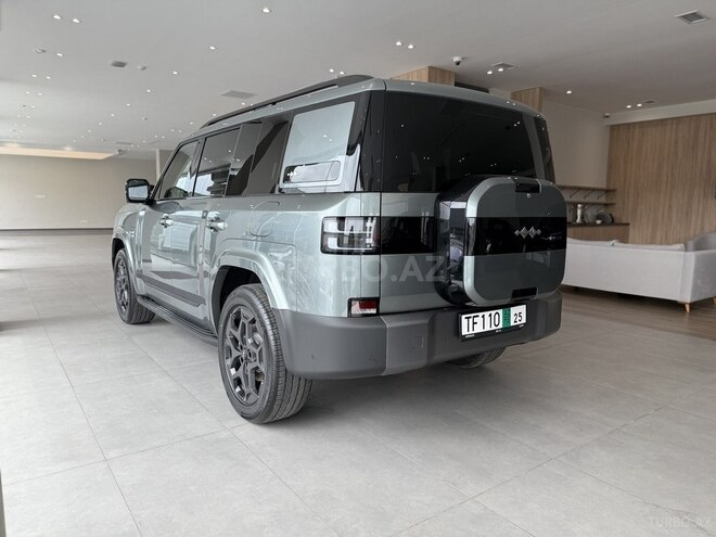 BYD Leopard 7-4