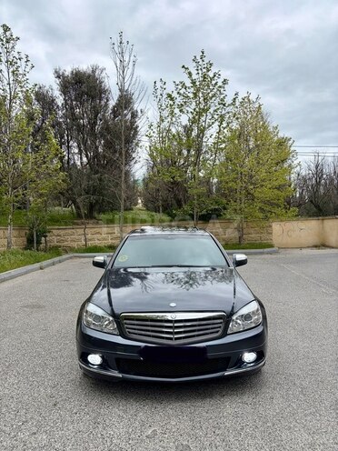 Mercedes C 300 4MATIC-1