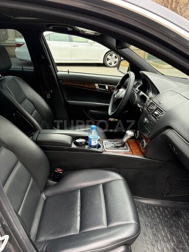 Mercedes C 300 4MATIC-7