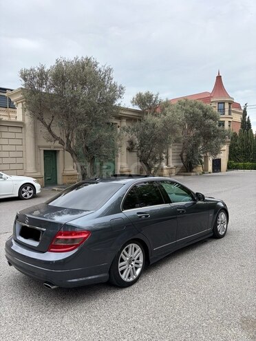 Mercedes C 300 4MATIC-5