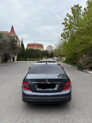 Mercedes C 300 4MATIC-4