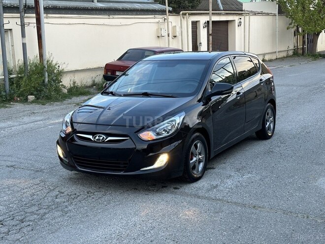 Hyundai Accent-5